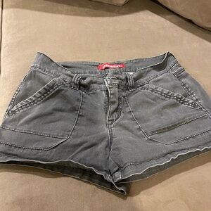Hind Gray Women's Shorts
Gently used 
Great condition Color